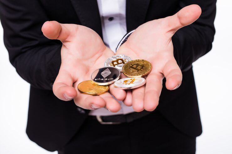 العملات المشفرة والاستثمار الرقمي، البيتكوين، البلوك تشين، التداول الرقمي، العملات الرقمية، الشرق الأوسط، العملات الافتراضية.