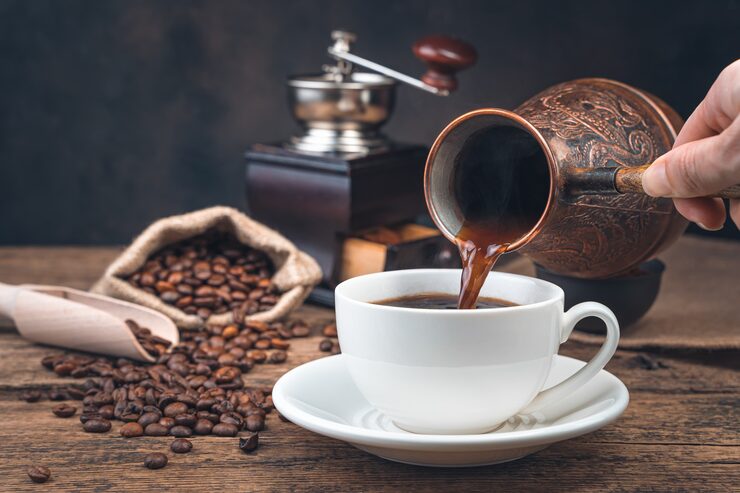 القهوة، كافيين، كوبي لواك، تاريخ القهوة، أسطورة القهوة، فوائد القهوة، مقهى، قهوة، إثيوبيا، القهوة في الفضاء. بن القهوة أنواع القهوة